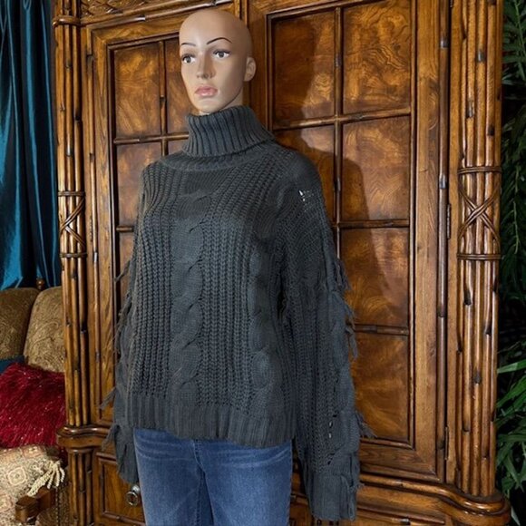 Connoto Steel Gray Cable Knit Fringe Sleeve Ribbed Turtleneck Sweater - Picture 2 of 8